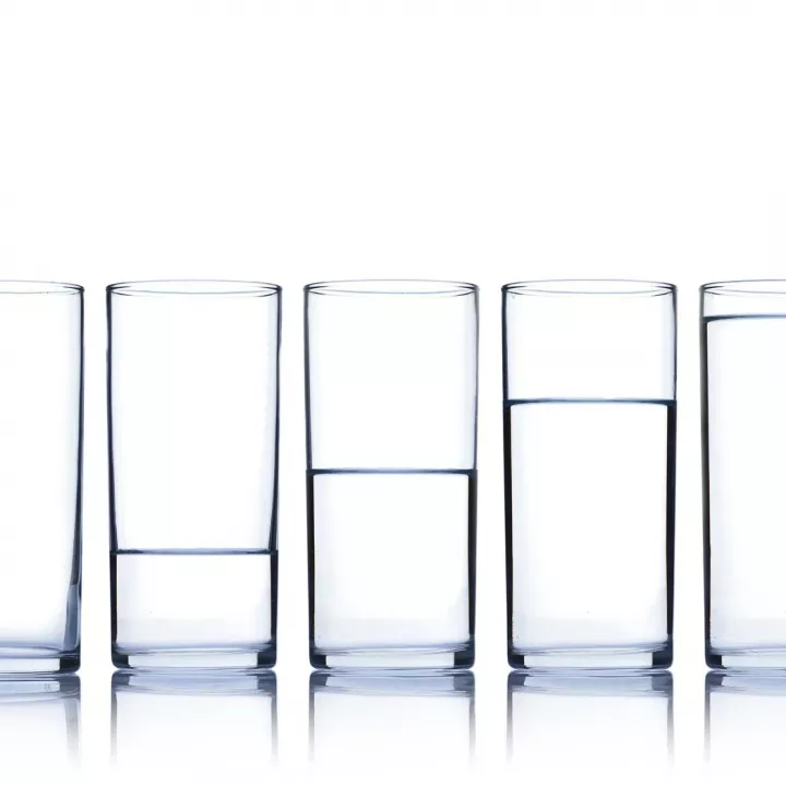 Kolik vody denně opravdu potřebujete? Pravda o pitném režimu vás možná překvapí