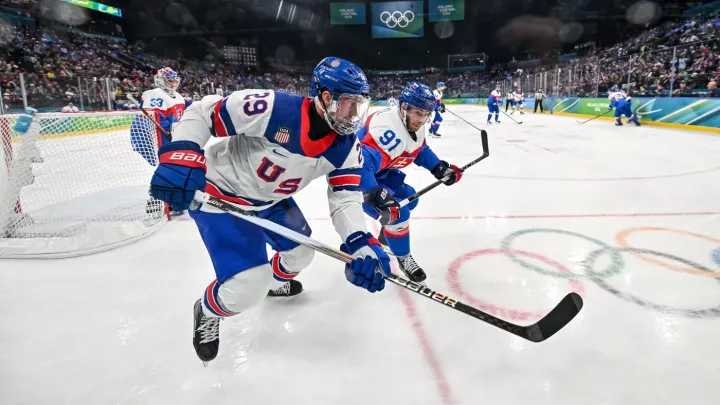 Hokejisté USA porazili Slovensko 6:2 a budou hrát o zlato na OH s Kanadou