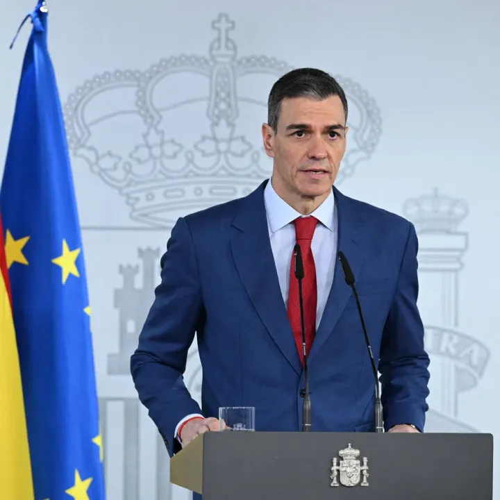 Španělsko odmítá válku proti Íránu i režim ajatolláhů, uvedl premiér Sánchez