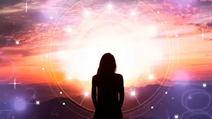 Lunární horoskop na pátek 13. března: Den, kdy světu vládne tichá ženská síla