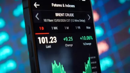 Ropa navzdory zmírnění amerických sankcí na surovinu z Ruska dál zdražuje