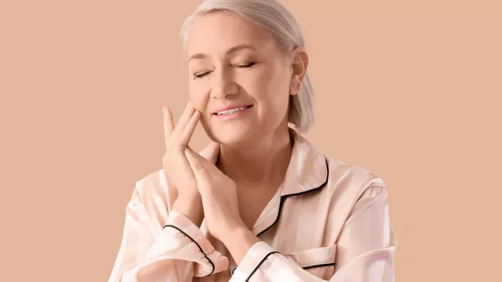 Kolagen je v reklamách všude kolem nás: zázračný trend, nebo jen drahá iluze?