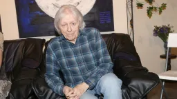 "Když nebudu zpívat, tak umřu." Dávná vzpomínka legendárního zpěváka vhání slzy do očí