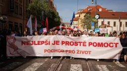Prahu projde tradiční Pochod pro život, ohlášená jsou i protestní shromáždění