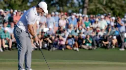 Senzace žije: Masters po druhém kole vede obhájce titulu Rory McIlroy s nejvyšším náskokem v historii