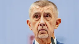 Babiš: Na summit NATO určitě pojede vládní delegace, účast Pavla není logická