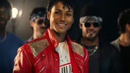 Diváci šílí, kritici zuří: Film o Michaelovi Jacksonovi láme rekordy