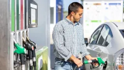 Maximální ceny paliv od pátku výrazně vzrostou, nafta zdraží o více než korunu