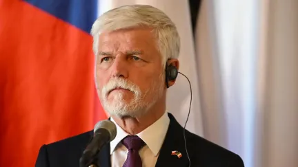 Do české muniční iniciativy přispívá devět zemi, loni jich bylo 18, řekl Pavel