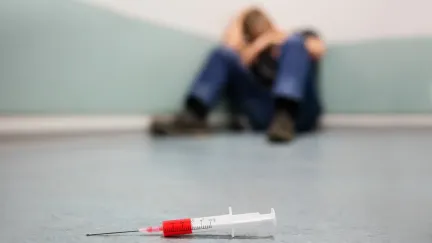 Experti doporučují vládě předložit adiktologický zákon a zajistit službám peníze