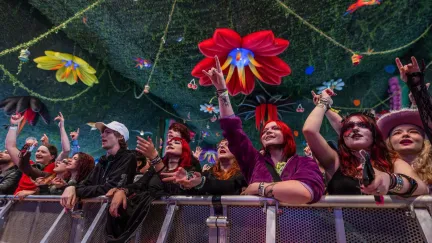 V Hradci Králové pokračuje Rock for People, přijedou Bring Me The Horizon