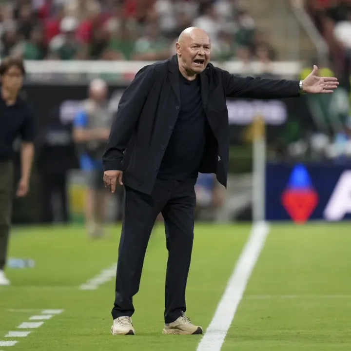 Měli jsme získat minimálně bod, je to komplikace, řekl po prohře s Koreou Koubek