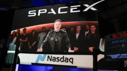 Elon Musk se díky růstu akcií SpaceX stal prvním dolarovým bilionářem