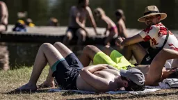 Konec jara se vší parádou: Teploty vyletí vysoko nad 30 °C, hlásí meteorologové