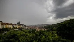 Pekelný výhled, ke konci měsíce až 40 °C: Vedra a bouřky budou pokračovat, změna v nedohlednu
