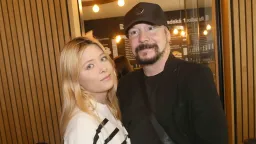 Bohuš Matuš vystřihl bizarní čelem vzad: "Milujeme se a nenecháme si to od vás zničit"