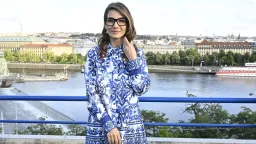 Stydlivky ať se dívají jinam: Eva Decastelo vyrazila dech kompletně nahou fotkou
