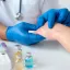 Svrab v Česku nabírá na síle napříč regiony. Hygienici už evidují tisíce případů a vydali důležité upozornění