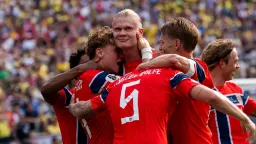 Kdo je Erling Haaland? Neobyčejný příběh fotbalového Vikinga, o kterém se teď mluví po celém světě