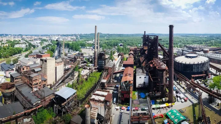 Colours of Ostrava začaly, fanoušci kapely Twenty One Pilots přišli už dopoledne
