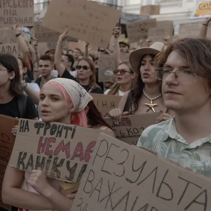 V Kyjevě se konaly demonstrace proti odvolání ministra obrany Fedorova