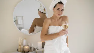 Vypadá jako z drahé parfumerie, stojí ale jako jedno kafe. Action láká na ideální dárek, za který se nebudete stydět