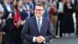 Britský král pověřil Burnhama sestavením vlády, Británie tak má nového premiéra