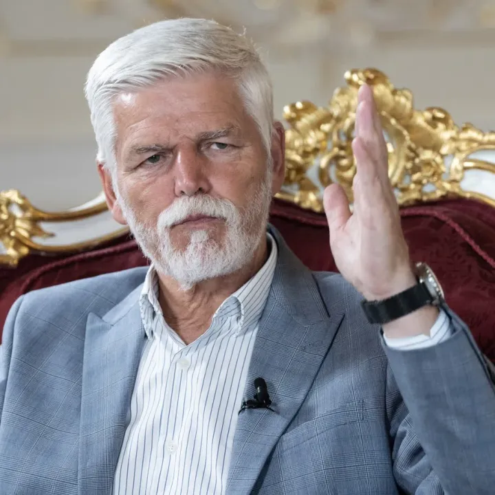 Pavel vrátil poslancům úpravu veřejných rozpočtů, koalice chce veto přehlasovat