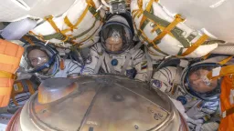 Astronauti se po 241 dnech vrátili z ISS. Teď je čekají týdny náročné rehabilitace