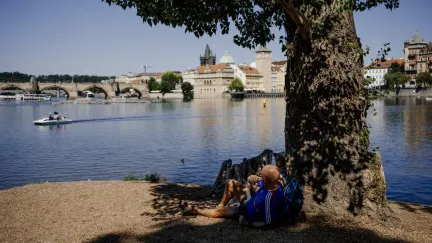 Dnešek bude v Česku velmi horký, teploty mohou vystoupat i na 40 stupňů Celsia