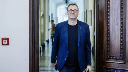 Čas se má střídat dalších pět let, ministr Šťastný prosazuje natrvalo zimní čas
