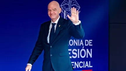 Fotbal nepatří jednotlivci, vzkázaly UEFA, AFC a CONCACAF Infantinovi