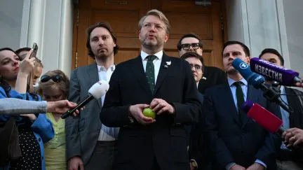 Ruský soud vyloučil opoziční protiválečnou stranu Jabloko z nadcházejících voleb