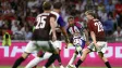Fotbalisté Sparty prohráli v oslabení odvetu v Lyonu 0:3 a přišli o Ligu mistrů