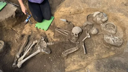 Archeologové žasli: Pod trávníkem v centru Litoměřic ležel pravěký hrob, jaký nemá obdoby