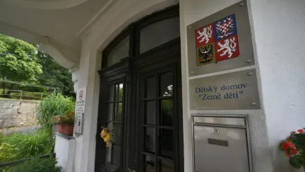 Úřady odebraly loni z rodin 3616 dětí, počet meziročně vzrostl
