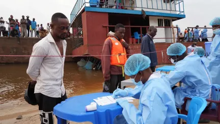 Ebola překročila další hranici. V Kongu už zabila přes 2100 lidí a jedna věc situaci dramaticky zhoršuje