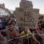 V Ceutě začali stavět stany jako dočasné ubytování pro asi 1500 migrantů