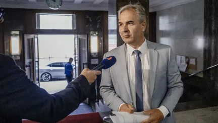 Akademie věd žádala zvýšení rozpočtu o 900 mil. Kč, se Schillerovou se nedohodla