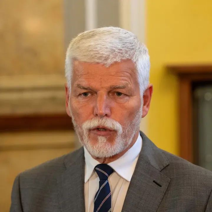 Prezident Pavel: Výdaje na obranu by příští rok měly být přes dvě procenta HDP, chce jednat s vládou