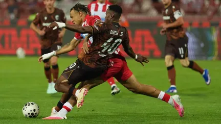 Fotbalisté Plzně prohráli v Bělehradě 0:3 a v EL se jim výrazně vzdálil postup