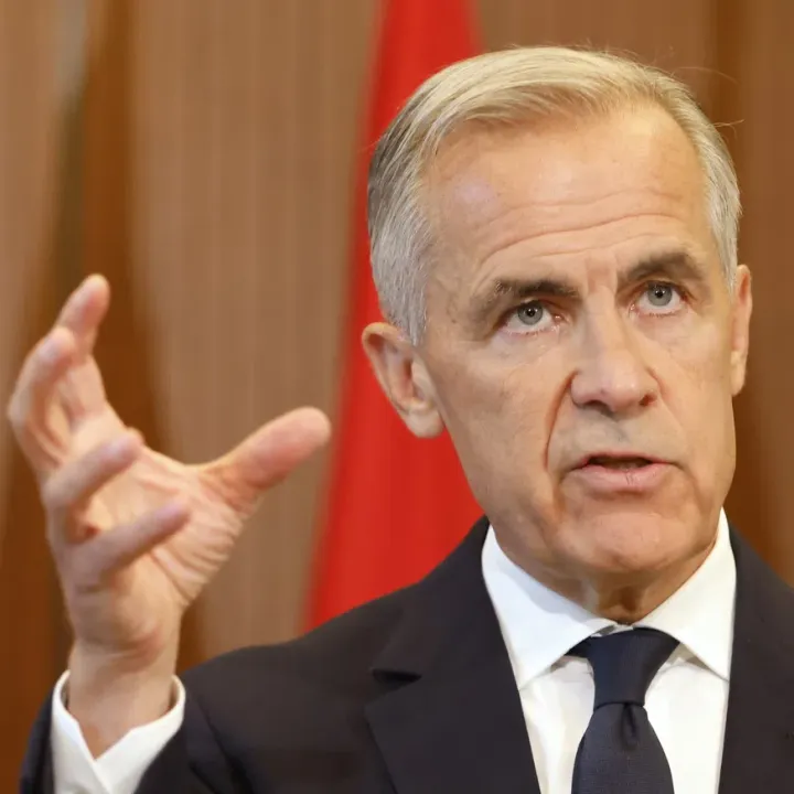 Kanada je v obchodní válce, neboť byla napadena, prohlásil premiér Carney