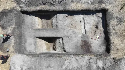 U Nymburka našli pradávnou svatyni. Je o tisíc let starší než Stonehenge