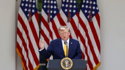 Trump opět pohrozil Kanadě v obchodním sváru, její lídry označil za klauny