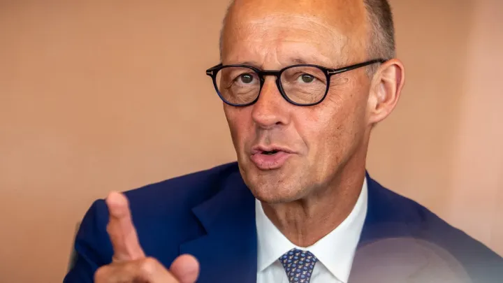 Merz ujistil Zelenského o německé podpoře Kyjevu, informoval ho o útoku v Lipsku