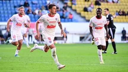 Zbrojovka by mohla sesadit Slavii, Jablonec přivítá v ligovém derby Liberec