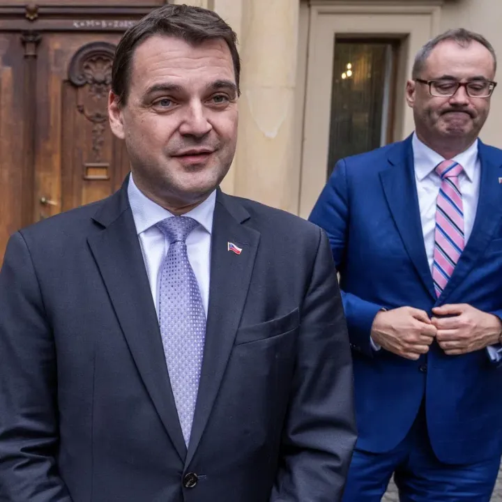 Macinka byl pozvaný na schůzku Pavla s Babišem, po dohodě s premiérem nepůjde