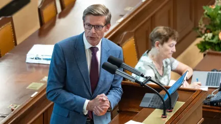 Babiš prozřel, uvedli zástupci opozice k výroku o hybridní válce