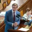 Babiš prozřel, uvedli zástupci opozice k výroku o hybridní válce