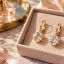 Action prodává náušnice s krystaly Swarovski za 85 korun. Vypadají mnohem dráž, než skutečně stojí
